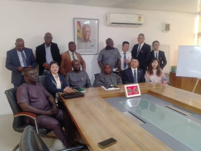 MEETING WITH THE MANAGING DIRECTOR, STC COMPANY AND A DELEGATION OF CHINESE INVESTORS AND BUSINESS LEADERS